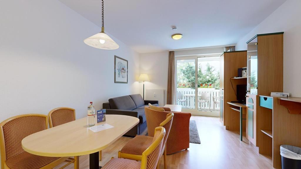 Апарт-отель Apartmenthaus Binzer Sterne 3*